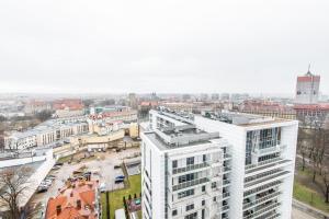 Výhľad na mesto Poznaň alebo výhľad na mesto priamo z apartmánu
