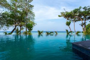Piscina di Phi Phi Holiday Resort-SHA Extra Plus o nelle vicinanze