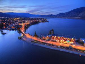 Holiday Inn Hotel & Suites Osoyoos, an IHG Hotel