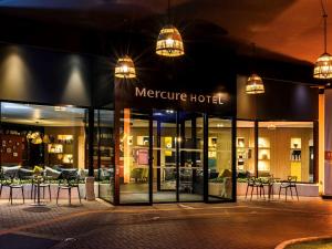 מסעדה או מקום אחר לאכול בו ב-Mercure Lille Marcq en Baroeul