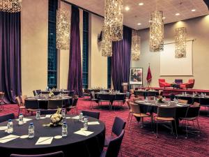 ห้องอาหารหรือที่รับประทานอาหารของ Mercure Nador Rif