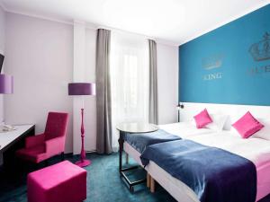 Posteľ alebo postele v izbe v ubytovaní Ibis Styles Gniezno Stare Miasto + 37 fotografií