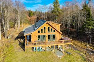 Imagen de la galería de Private Franconia Log Cabin, en Franconia