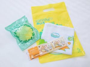 富士河口湖町にあるブルーバードホテルの食品袋(タオル、ナプキン付)