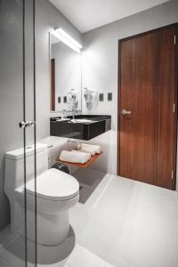 Koupelna v ubytování Mitru Express Hotel