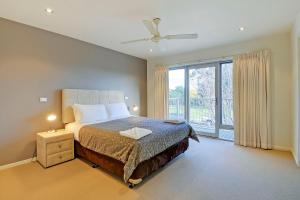 Traralgon Serviced Apartments 객실 침대