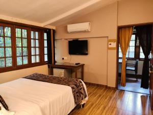 Gallery image of Hotel Mount View Heritage in Panchgani