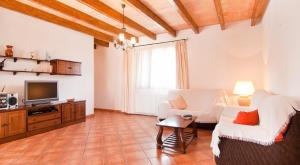 A kitchen or kitchenette at 404 Finca Can Mates Nou VT 1720 by Mallorca Charme