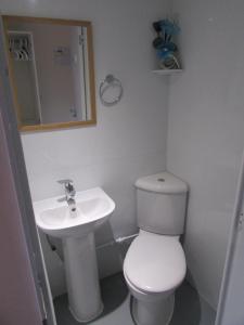 Φωτογραφία από το άλμπουμ του Independent two bed en-suite annex, close to city στο Κέμπριτζ