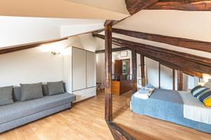 Photo de la galerie de l'établissement Rialto apartment with Canal Grande view, à Venise