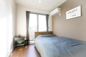 Ένα ή περισσότερα κρεβάτια σε δωμάτιο στο TENGACHAYA INN +11 φωτογραφίες