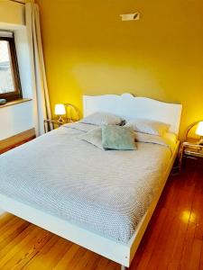 Ένα ή περισσότερα κρεβάτια σε δωμάτιο στο La villa des Savoyards +42 φωτογραφίες