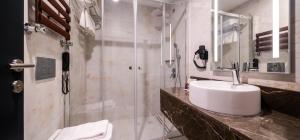 Um banheiro em MENALO HOTEL PREMIUM ISTANBUL AIRPORT