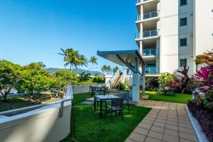 Gallery image of The Harbour View Condo in Cairns