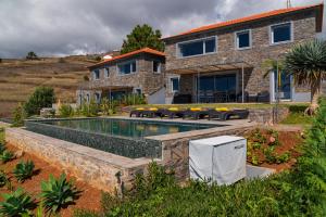 Gallery image of Villa Fauna - Nature & Tranquility - Heated pool optional in Prazeres