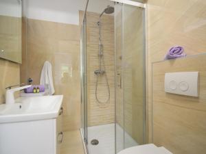 Koupelna v ubytování Apartment Mornar-1 by Interhome