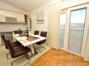 Fotografie z fotogalerie ubytování Apartment Mornar-2 by Interhome v Trogiru