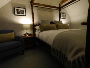 A bed or beds in a room at No.42 Kegworth House 