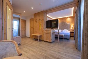 Telewizja i/lub zestaw kina domowego w obiekcie Hotel Dornauhof