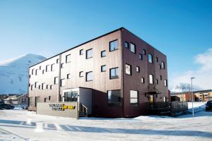 Foto da galeria de Svalbard Hotell | The Vault em Longyearbyen