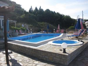 Φωτογραφία από το άλμπουμ του Violetta Seaside Studios&Apartments στο Καρλόβασι