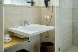 Un baño de Il Claustro - Bed and breakfast
