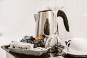 Coffee and tea making facilities at Hotel Abando
