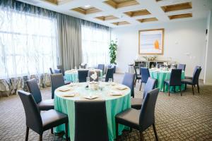 Hotel Indigo Orange Beach - Gulf Shores by IHG的休息区