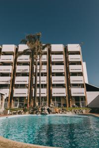Bazén v ubytování Indian Ocean Hotel nebo v jeho okolí