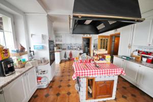 Küche/Küchenzeile in der Unterkunft B&B Corseaux Beach