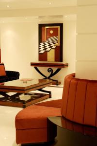 Area soggiorno di Piraeus Theoxenia Hotel