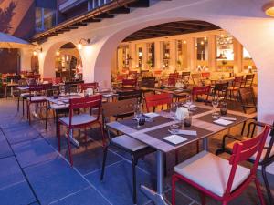 Restaurace v ubytování Mövenpick Hotel Zürich-Regensdorf