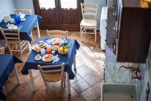 Jedlo v ubytovaní bed & breakfast alebo blízkom okolí