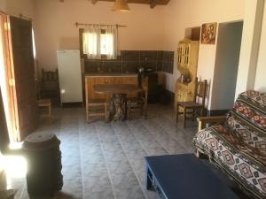 Η κουζίνα ή μικρή κουζίνα στο Tree House Hostel