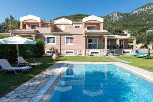 Bazén v ubytovaní Villa Renata alebo v jeho blízkosti