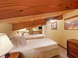 Timberline Condominiums 1 Bedroom Loft Standard Unit A3G