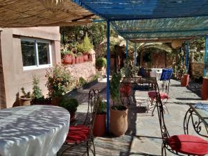 Lounge o bar area sa Kasbah de Ouirgane