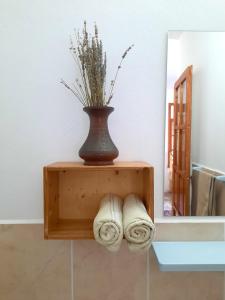 Foto da galeria de ada-art guesthouse design rooms next to beach em Marmara Adasi