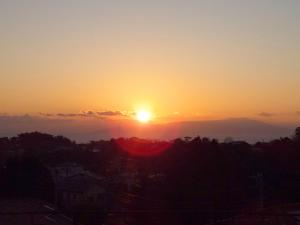 Sortida o posta de sol des de l'hostal o pensió