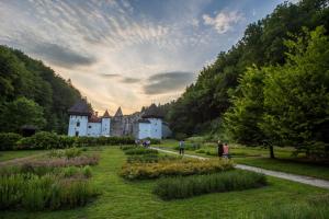 Afbeelding uit fotogalerij van Dvorec Trebnik - SOBE in Slovenske Konjice