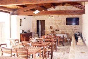 מסעדה או מקום אחר לאכול בו ב-Agriturismo Serrafiori