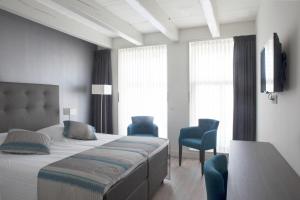 Katil atau katil-katil dalam bilik di Hotel Lemmer +37 gambar