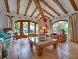 Posezení v ubytování Villa Villa Finca Labranza by Interhome + 54 fotografií