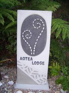 Certifikát, hodnocení, plakát nebo jiný dokument vystavený v ubytování Aotea Lodge Great Barrier