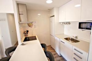 Kuchyň nebo kuchyňský kout v ubytování Agueda - sea view apartment in Calpe