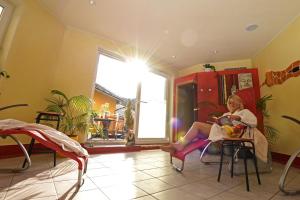 Posezení v ubytování Hotel Garni Erlbacher