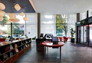 Posezení v ubytování citizenM Seattle South Lake Union
