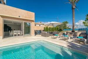 Bazén v ubytování Ca na Rossa (Sineu) nebo v jeho okolí