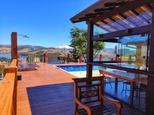 Γενική θέα στο βουνό ή θέα στο βουνό από  αυτό το πανδοχείο