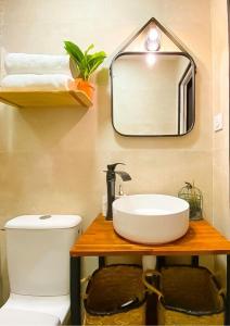 Ванна кімната в AeroHome - Appart Confort - Aeroport d Orly à proximité - Parking
